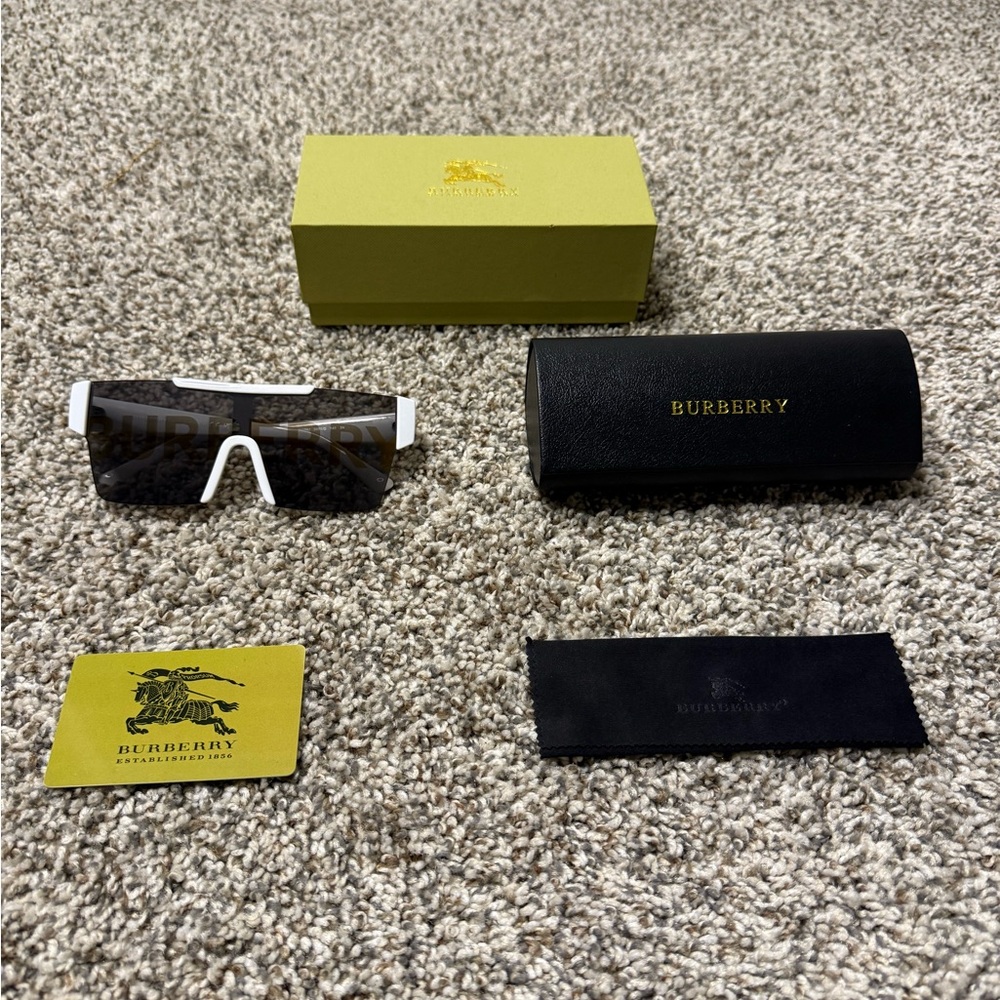 Burberry Sunglasses